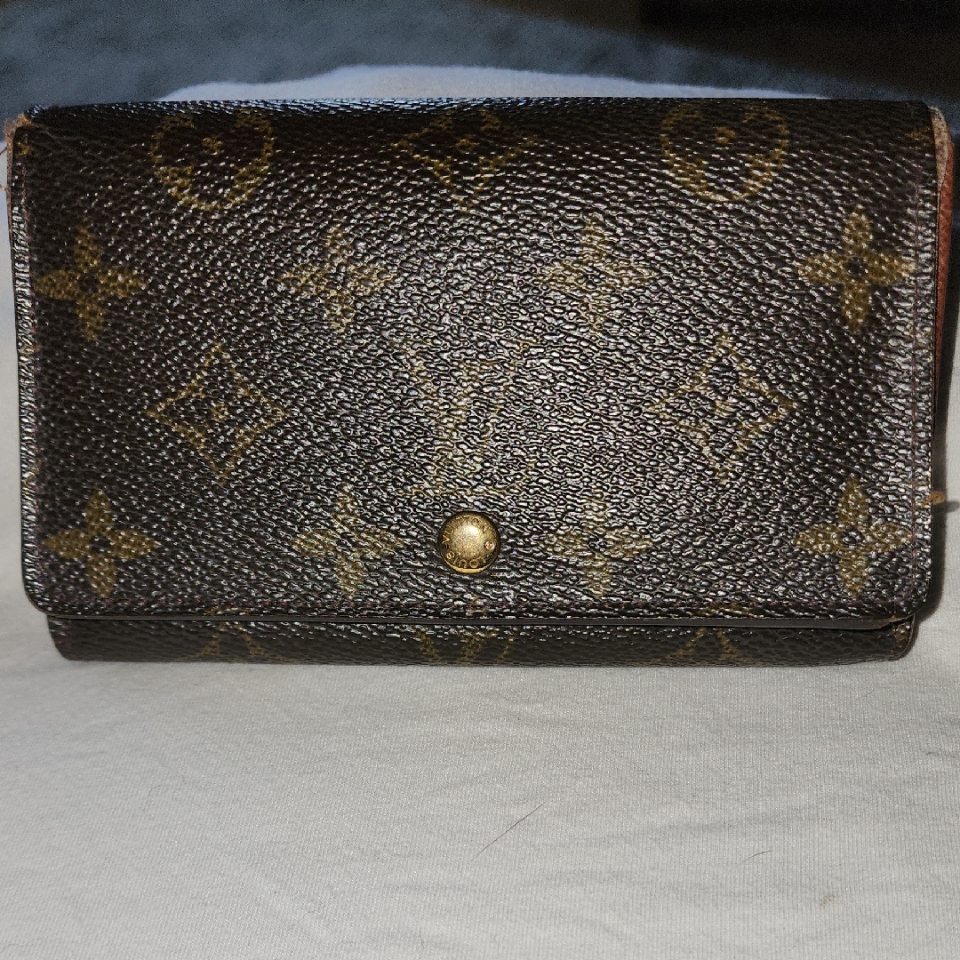 Louis Vuitton Brown And Gold Monogram Card Holder